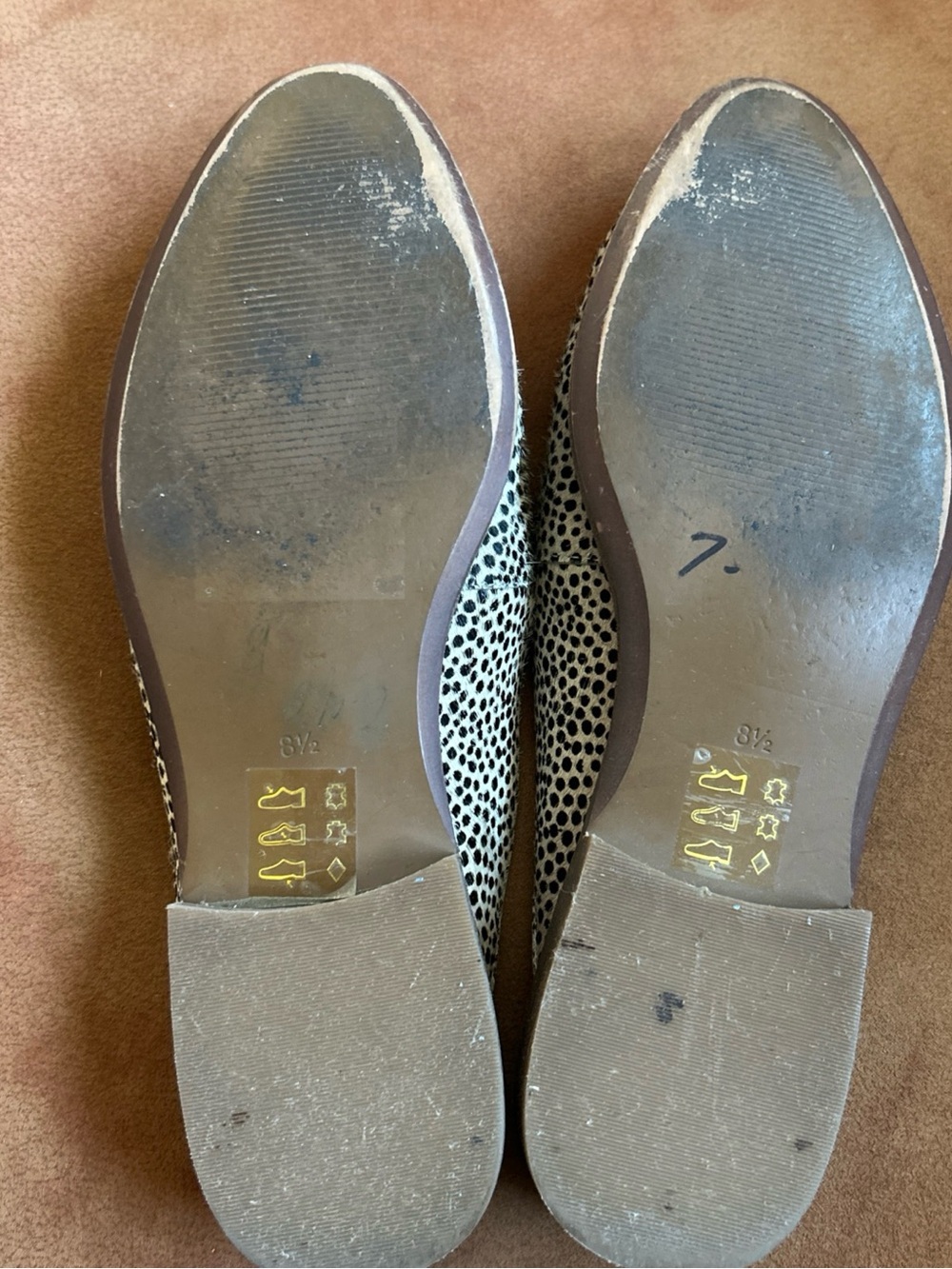 Madewell Black & White Spotted Slip-On Mules - Picture 4 of 9